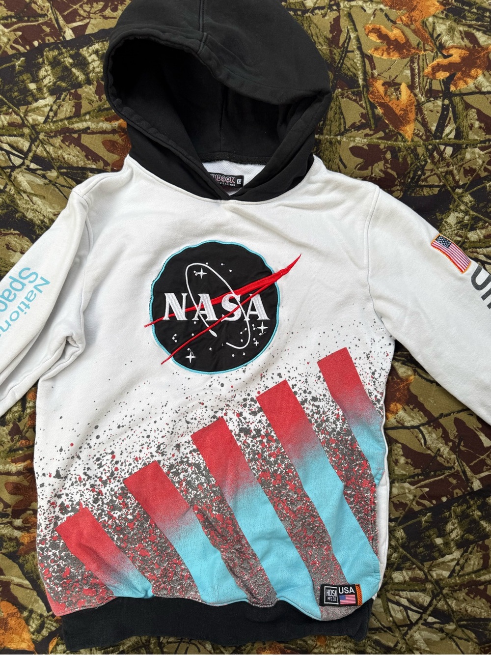 Hudson Outerwear Kids NASA Graphic Hoodie Sweatshirt White Black Youth XL